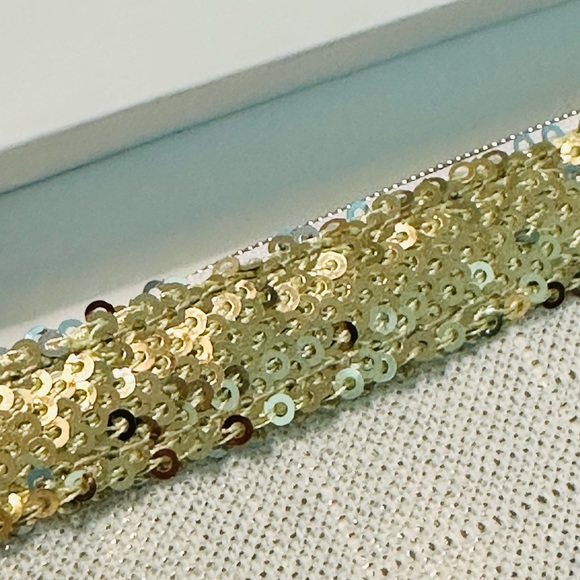 DIOR j’adore Gold Sequin Zipper Bag Pouch with Logo Charm + Box NIB - Picture 2 of 5